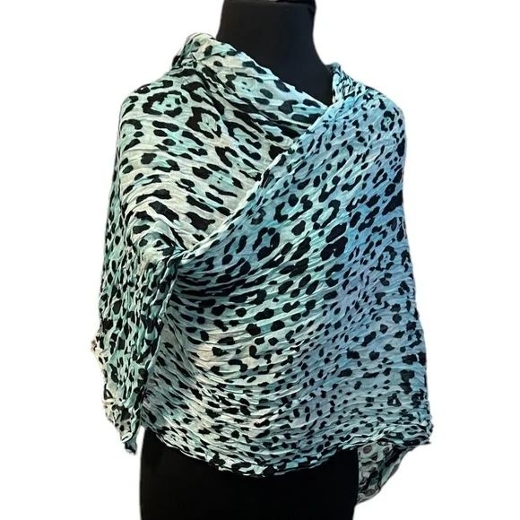 NWT DOLCE & GABBANA Green Leopard Print - Picture 1 of 8